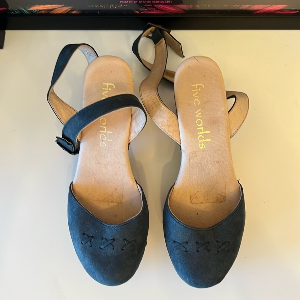 Five Worlds by Cordani Clogs in Navy-Size 6